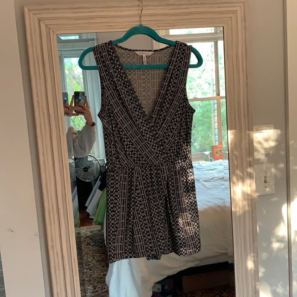 BCBGENERATION SKORT WRAP ROMPER SZ XS